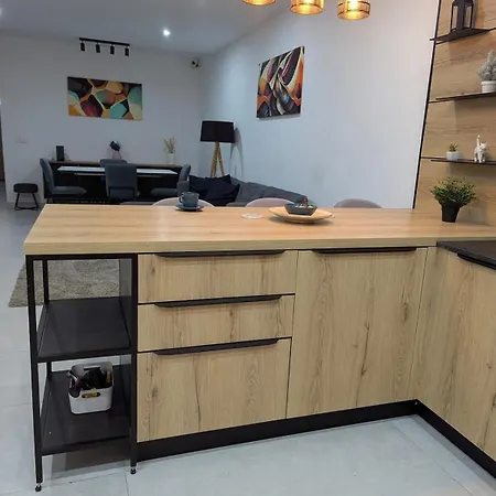 Endor Ground Floor With Backyard And Garage In Gozo Apartamento Qala