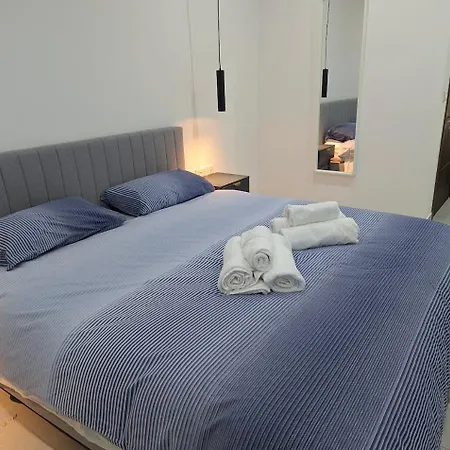 Endor Ground Floor With Backyard And Garage In Gozo * Qala