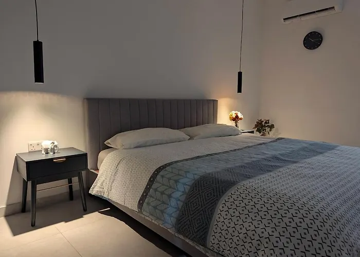 Endor Ground Floor With Backyard And Garage In Gozo Lejlighed Qala