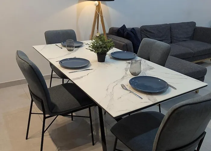 Endor Ground Floor With Backyard And Garage In Gozo * Qala